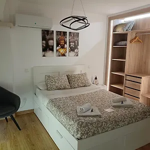 Buddha Smart Estudio Centro Historico De Apartment Malaga
